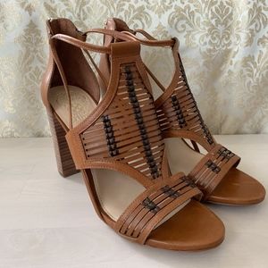 VINCE CAMUTO CEARA SANDAL HEEL PLATFORM SIZE 8.5